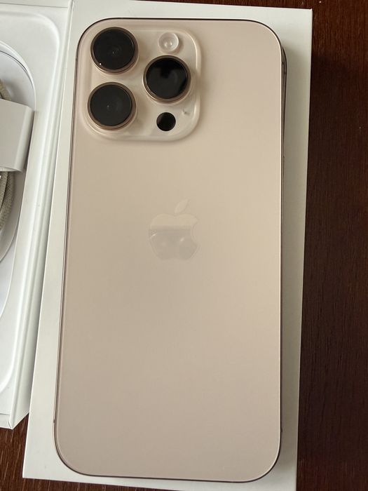 Iphone 16pro na gwarancji