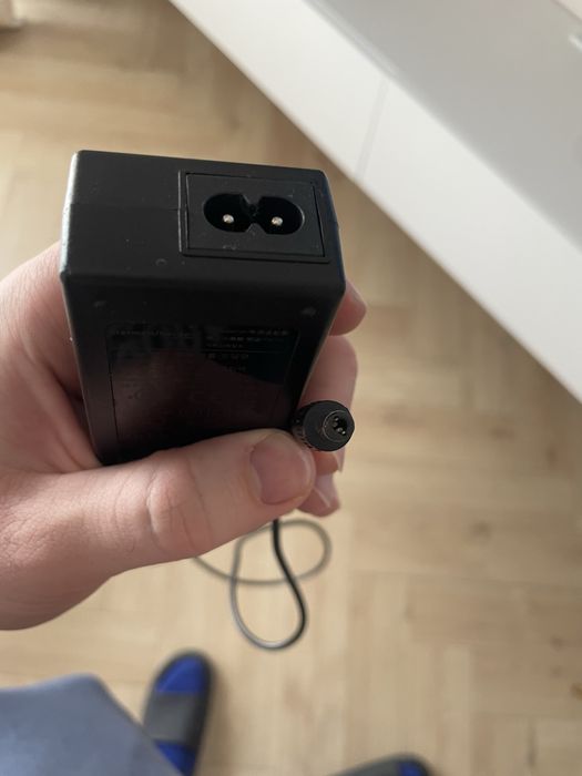 Zasilacz AC adapter) do sprzętu audio Harman/Kardon