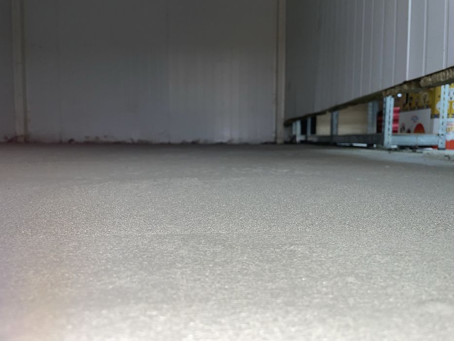 Бетонна напівсуха стяжка підлоги