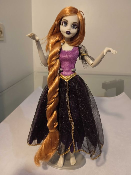 Boneca Zombie Rapunzel64585748954625121