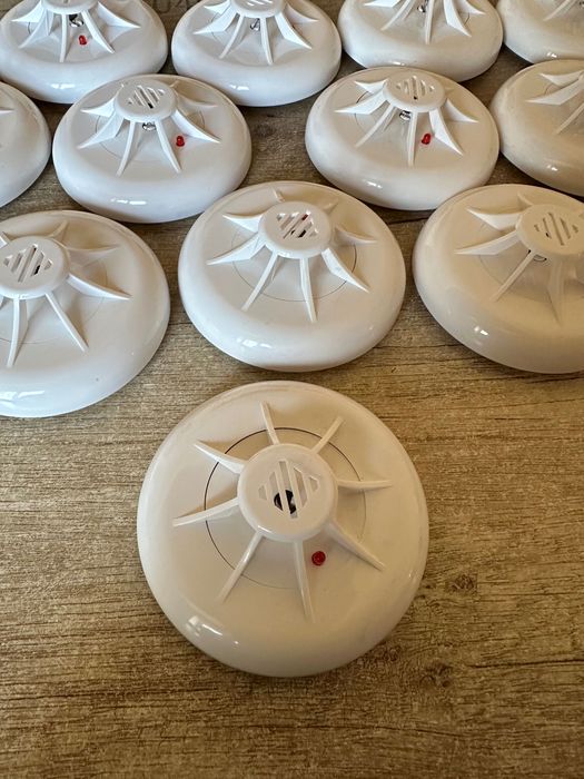 Сповіщувач пожежний тепловий максимальний ТПТ-3