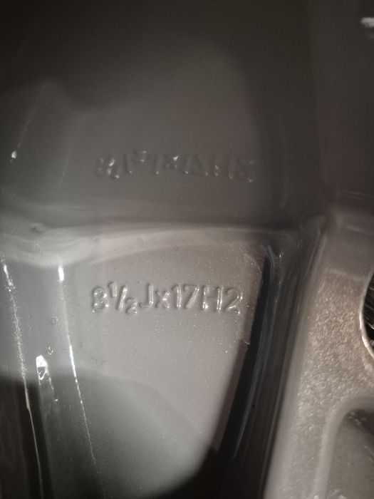 Sprzedam piękne felgi Lorisner RS90 Felgi po profesjonalnej renowacji.