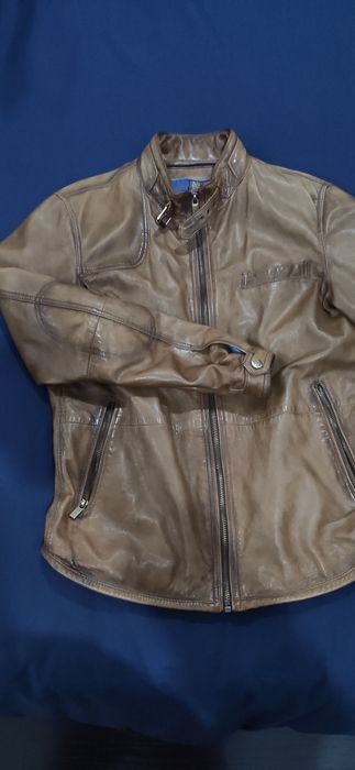 Blusão em pele Massimo Dutti (M)