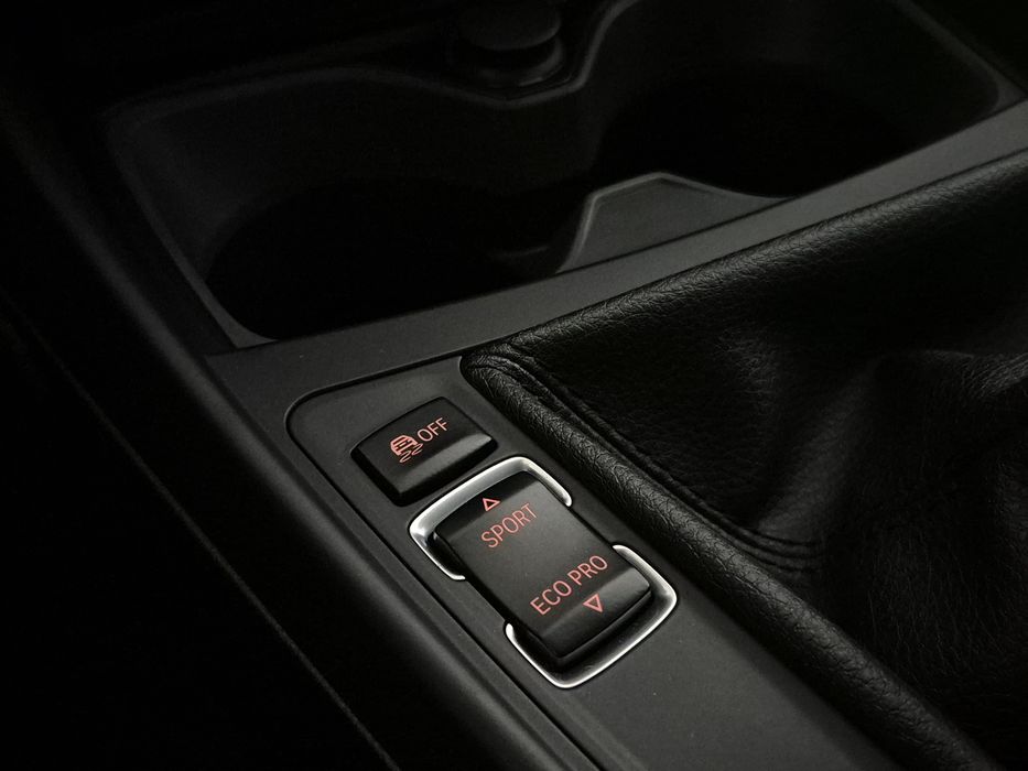 BMW 116D - 98.000KM | GARANTIA | NACIONAL - SPORT