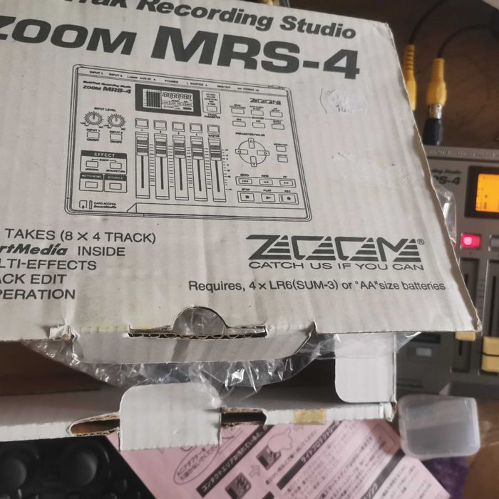 Zoom MRS 4 rejestrator multitrack nagrywarka wieloślad