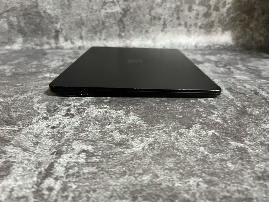 Microsoft Surface Laptop 5, i5-1245u, RAM 16, SSD 512, 2K Touch
