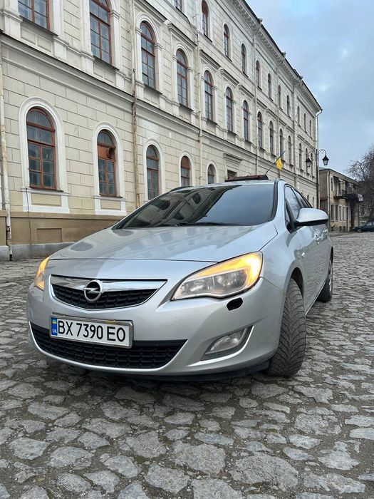 Opel Astra j 1.7