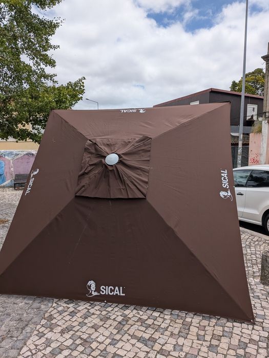 Guarda-sol 3x3 m (aprox.) – Novo