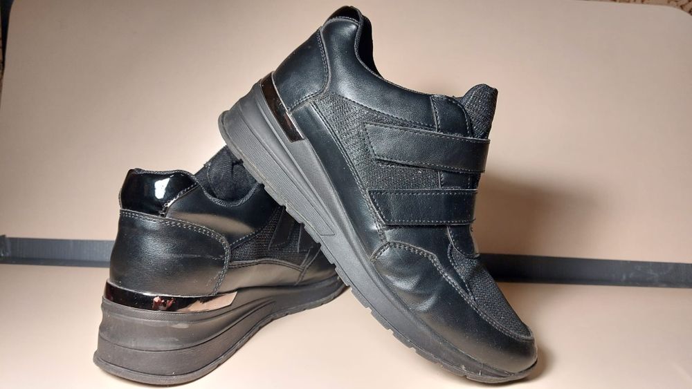 Półbuty damskie r.40 Clara Barson