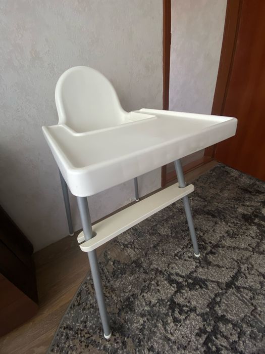 Столик від Ikea