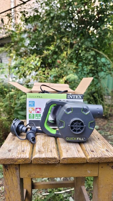 Портативный электрический аккумуляторный насос Intex компрессор помпа