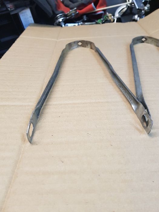 Stare wsporniki wspornik błotnika zzr