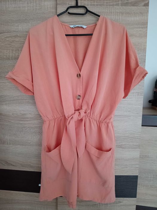Łososiowy krótki kombinezon Zara Rozmiar S