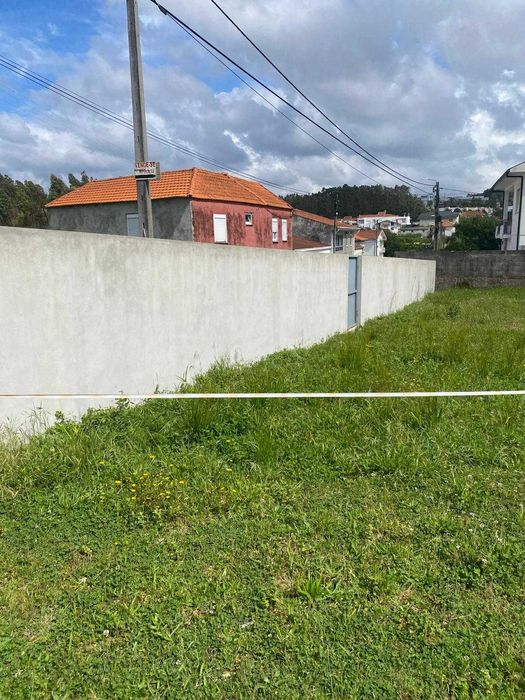Terreno para construção e rustica perto da zona Industrial de Fiães