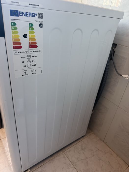 Máquina de Lavar e Secar Roupa LG F4DR7511SGH 11/6kg