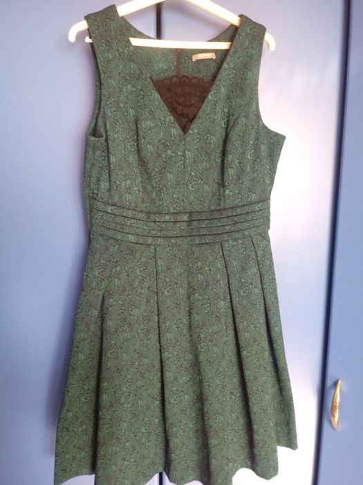 Sukienka ciemna zieleń