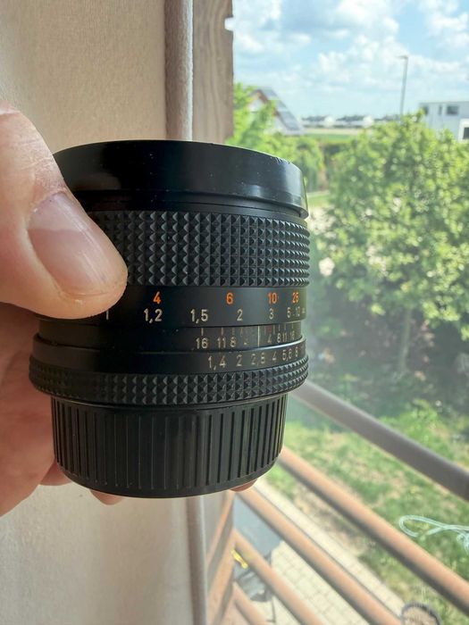 Carl Zeiss Planar T* 50 mm f/1.4 - Contax/Yashica