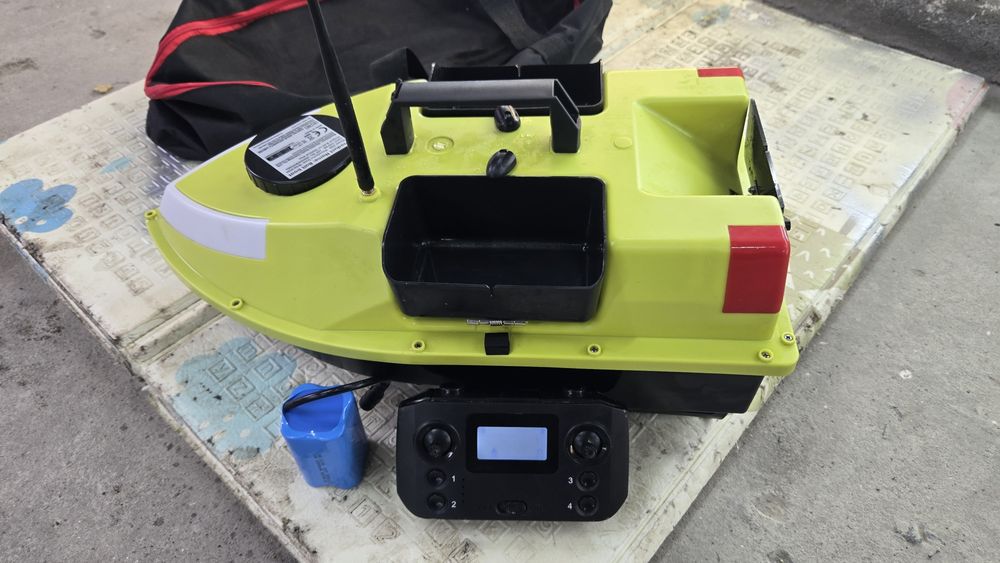 Кораблик flytec d20 GPS 12a + 12a
