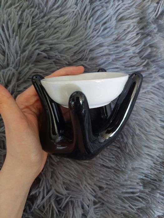 Kominek zapachowy Dłoń ceramika ceramiczny kominek na woski olejki wos