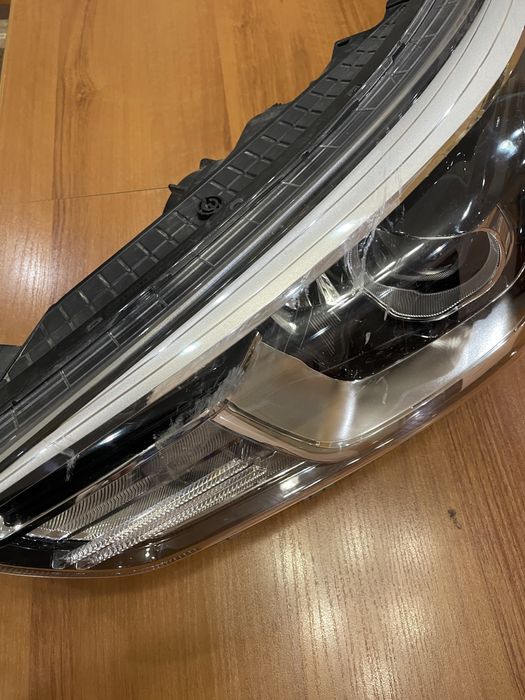 Фара  Hyundai Creta