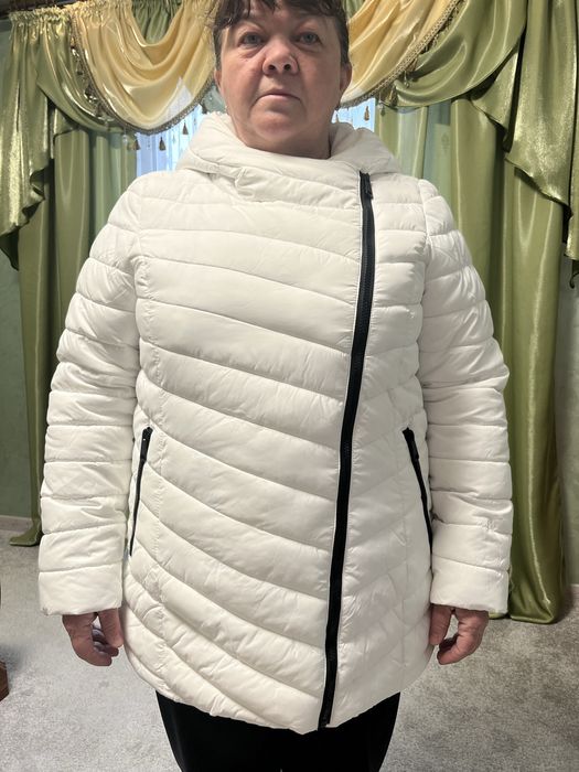 Біла плащівка, весна куртка XL (50) LC Waikiki