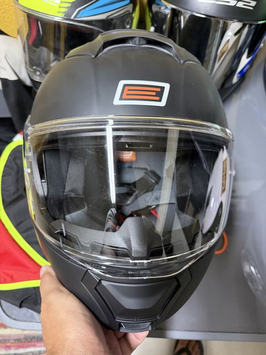 Capacete modular
