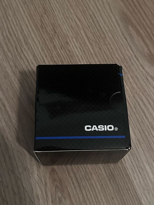 Годинник Casio )