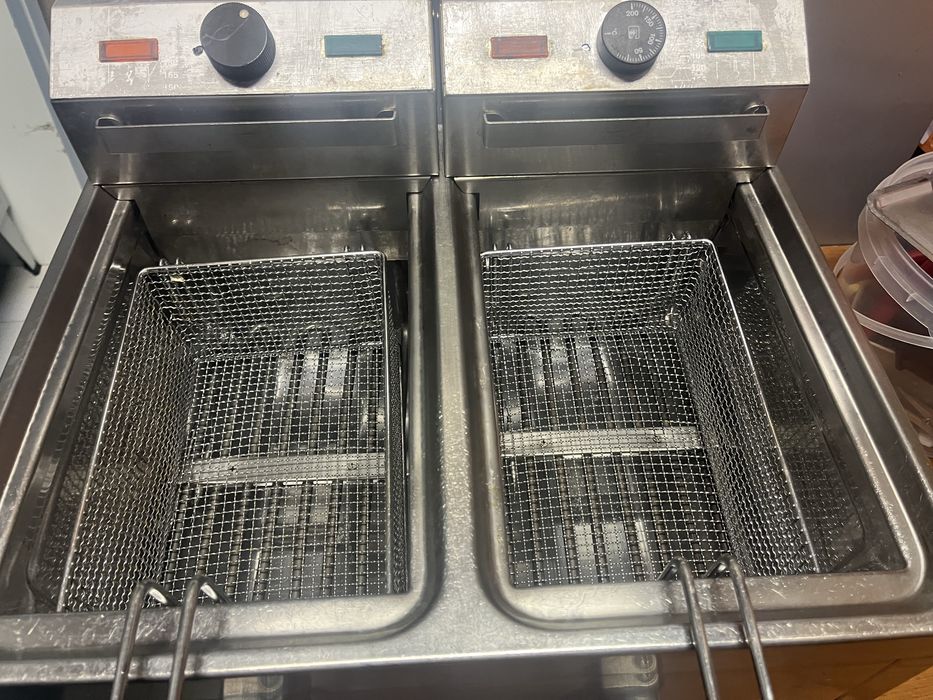 Fritadeira eletrica 2 cubas monofasica