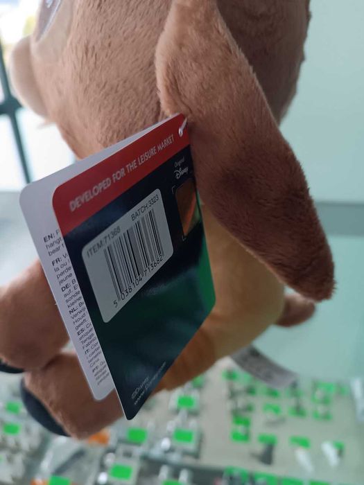 PROMO:Peluche Disney Wish Valentino 30cm(25cm sentado)