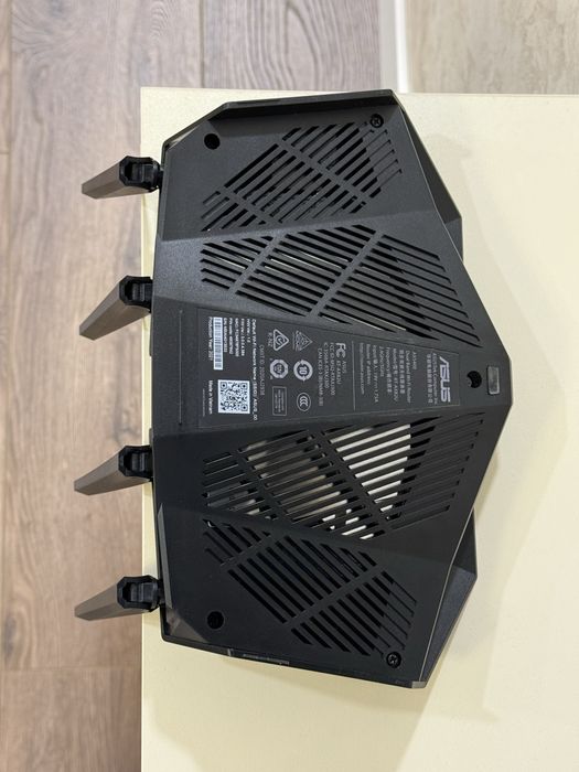 Роутер ASUS RT-AX82U - AX5400