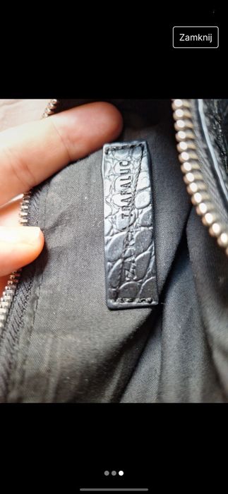 Czarna torebka z frędzlami Zara