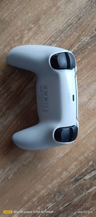 Pad ps5 uszkodzony