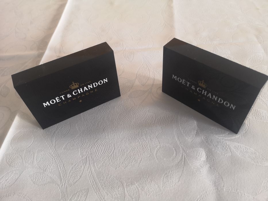 Placas moet & chandon