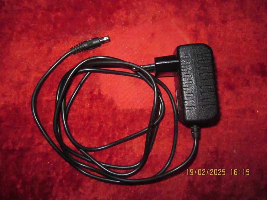 Блок живлення,з 220в.на 12в.Новий