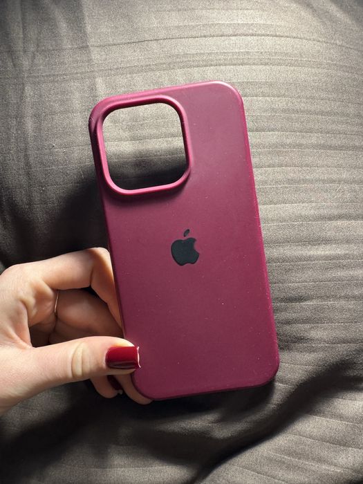 Чохли на 15 про