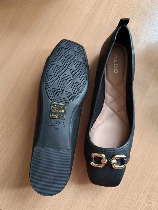 Продам балетки .