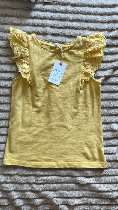 Футболка жовта з рюшем від Fatface, Next Індія 5-6 р