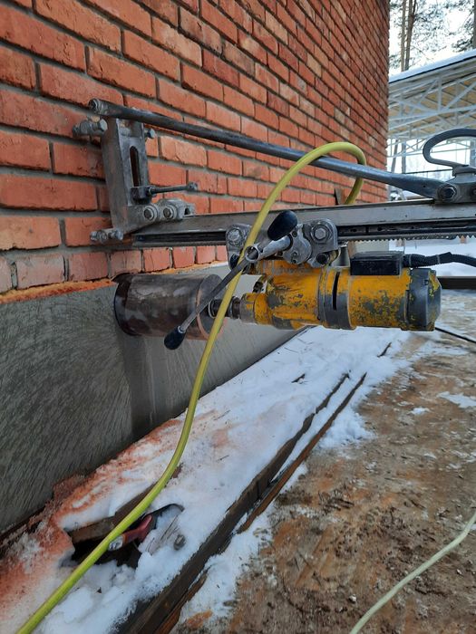Алмазне свердління отворів. Алмазное сверление отверстий. Різка бетону