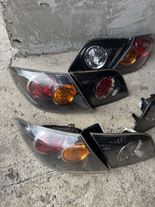 Задні ліхтарі Mazda 3 bk хетчбек рестайлінг