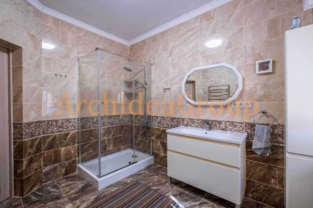 Чудовий 2-х повер. будинок 186 м2 в Ворзелі