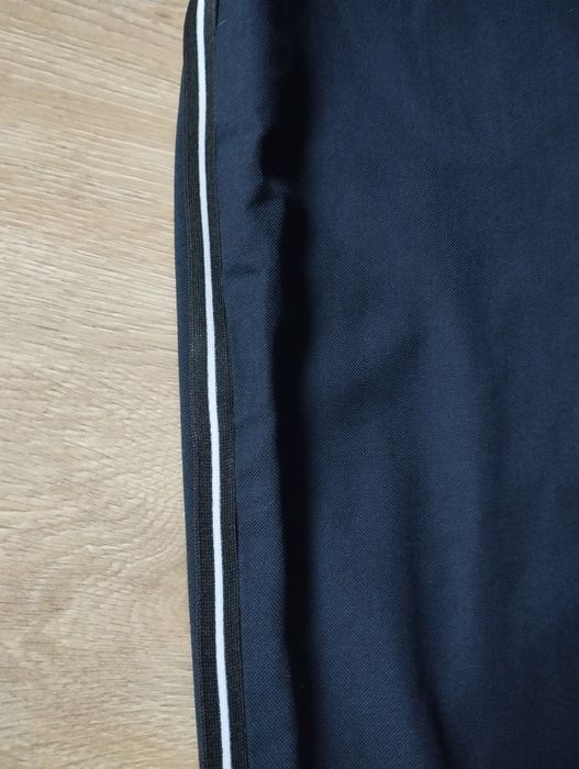 Eleganckie spodnie z lampasami