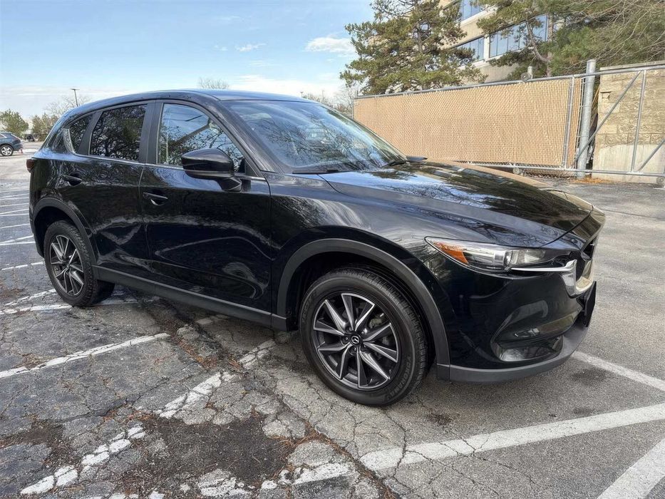 Mazda CX-5 Touring      2018