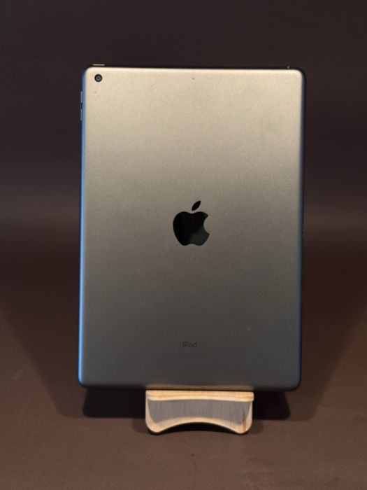 Планшет APPLE iPad 9 покоління 10.2 64gb 2021 Space gray з гарантією