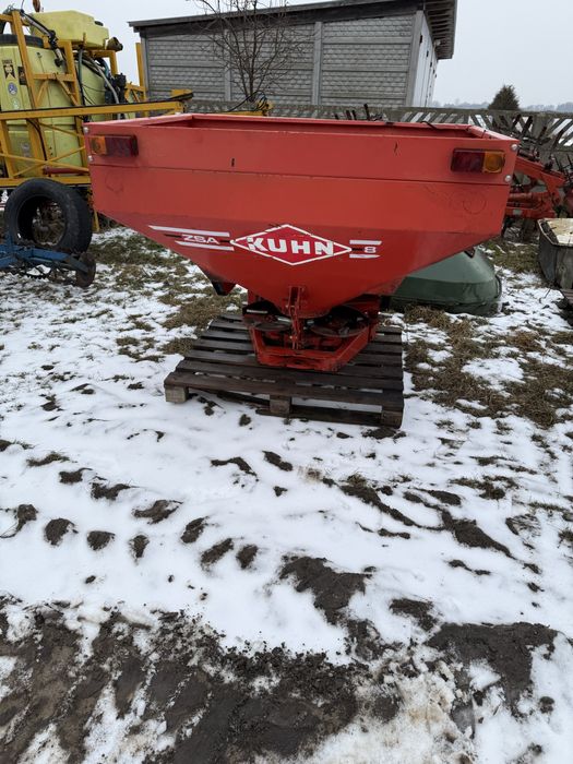 Rozsiewacz nawozu kuhn rauch ZSA 8