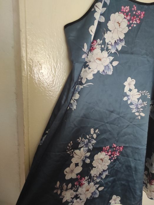 Camisa de noite nova em seda