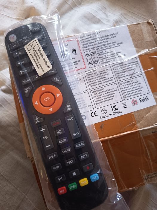 Comando receiver satélite