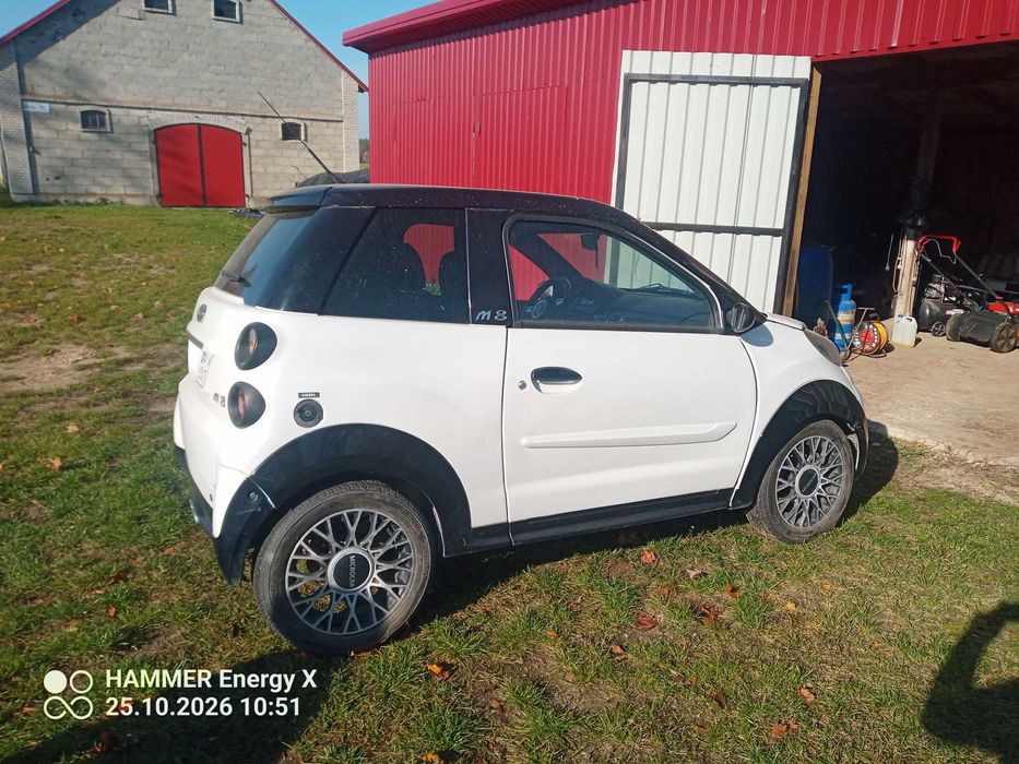 Smart microcar M8