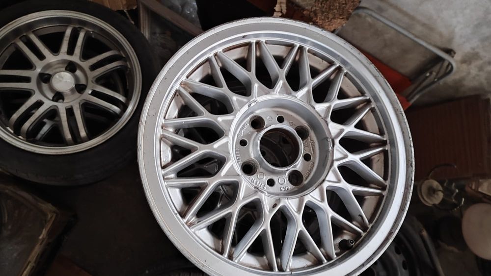 BMW E30 vários extras