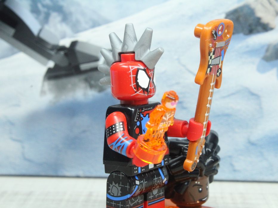LEGO Marvel CMF 28 spider-Punk Spiderman