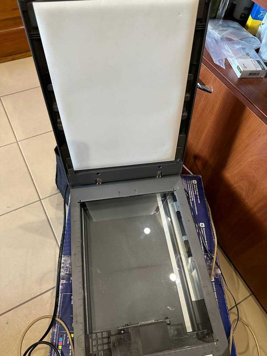 EPRSON PERFECTION 2480 сканер фото